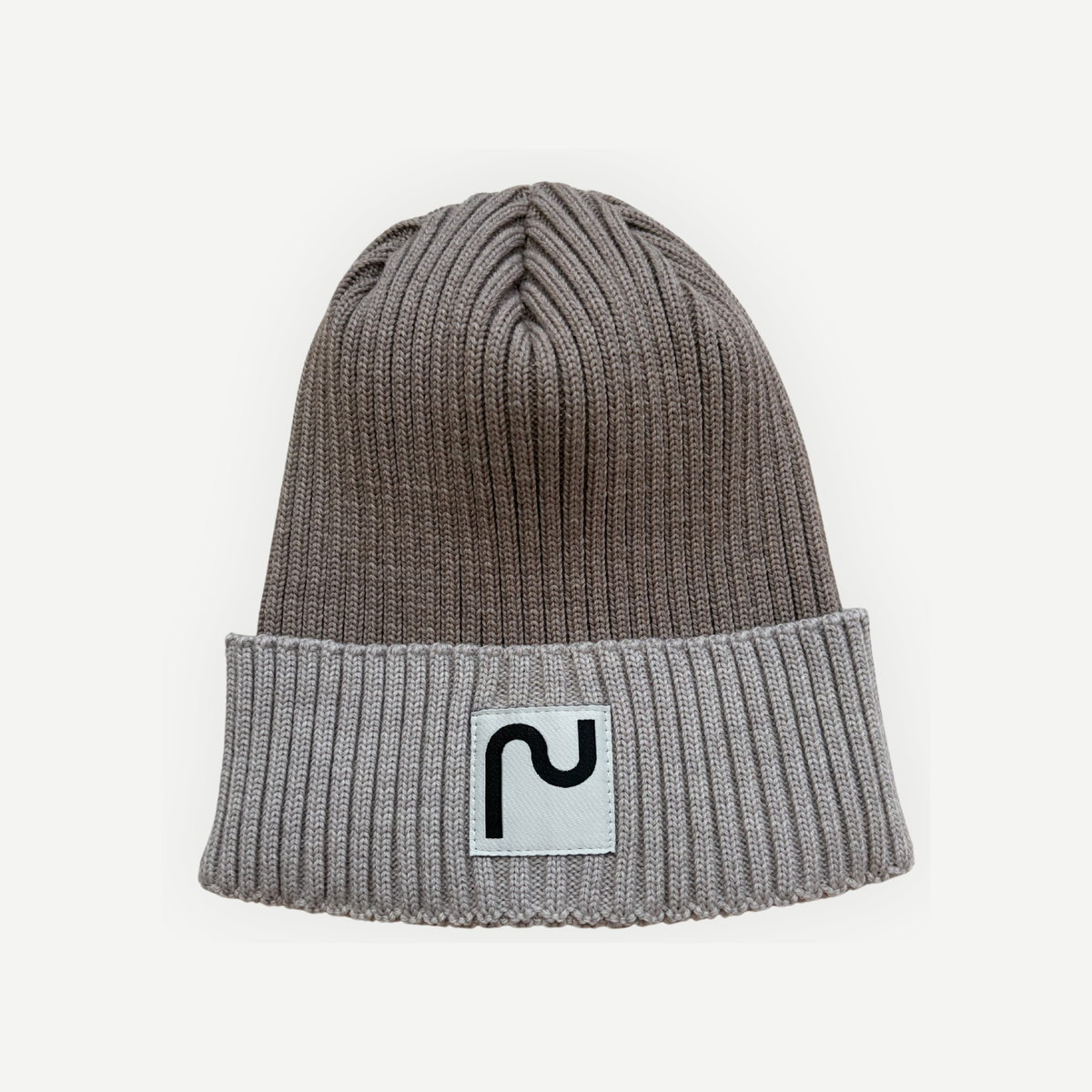 Tuque 100% laine de mérinos, taupe et écru, fabriquée à Montréal au Canada