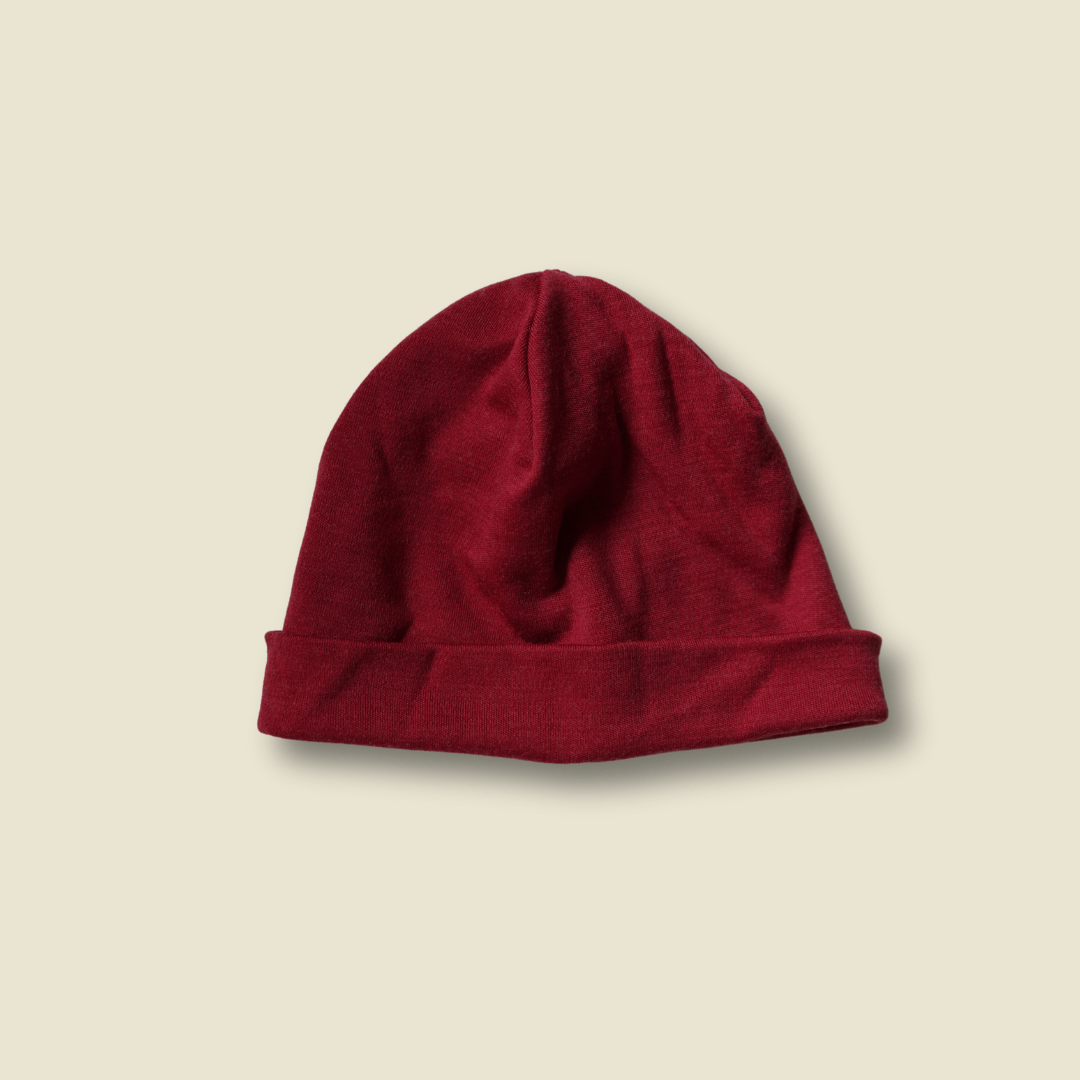 Bonnet en douce laine de mérinos - Rubis